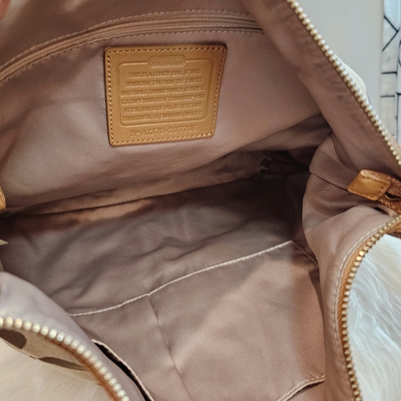 Coach Large Canvas Crossbody - Picture 11 of 16